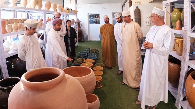 MEC postgraduate team pays a knowledge sharing visit to the Handicrafts Centre